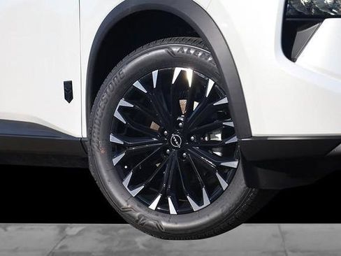 New 2026 Nissan Rogue SV FWD image 3