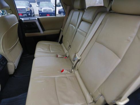Used 2013 Toyota 4Runner Limited AWD/4WD image 11