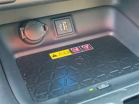 Used 2024 Toyota RAV4 XSE image 29