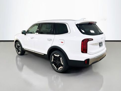 New 2025 Kia Telluride S image 5