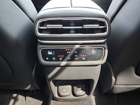 Used 2025 Genesis GV80 2.5T Prestige image 25