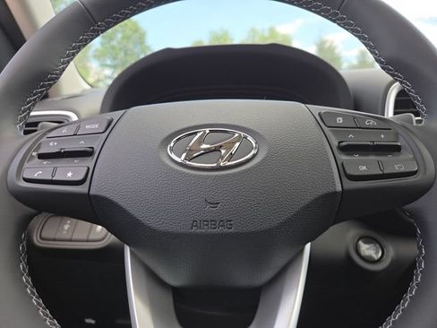 New 2026 Hyundai Venue SEL FWD image 24