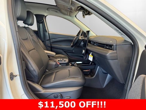 New 2025 Ford Mustang Mach-E Premium image 13