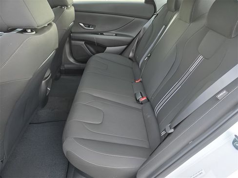 New 2026 Hyundai Elantra Blue image 11