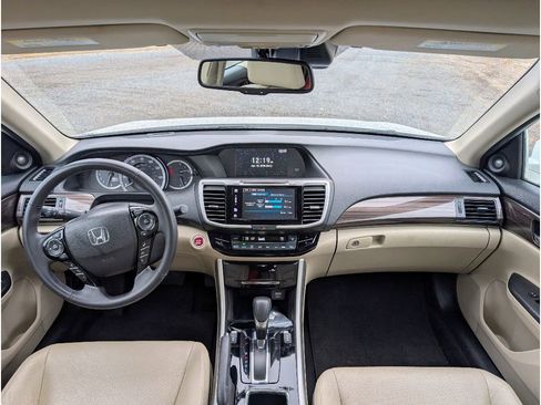 Used 2017 Honda Accord EX-L image 27