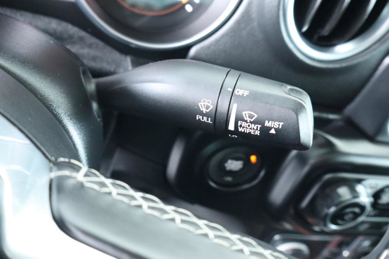 Used 2020 Jeep Gladiator Overland AWD/4WD image 28