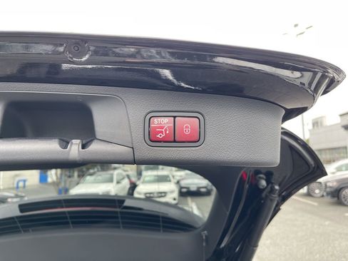 New 2026 Mercedes-Benz GLA 250 4MATIC image 9