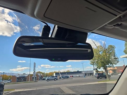 Used 2023 Toyota 4Runner SR5 Premium w/ Moonroof Package image 22