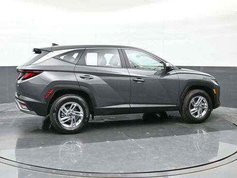 Certified 2026 Hyundai Tucson SE image 5