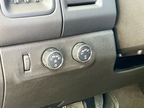 Used 2022 Chevrolet Colorado LT w/ LT Convenience Package AWD/4WD image 10