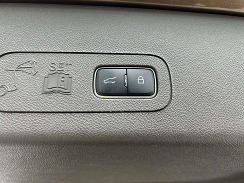 Certified 2022 Lincoln Aviator Reserve w/ Equipment Group 201A RWD image 16