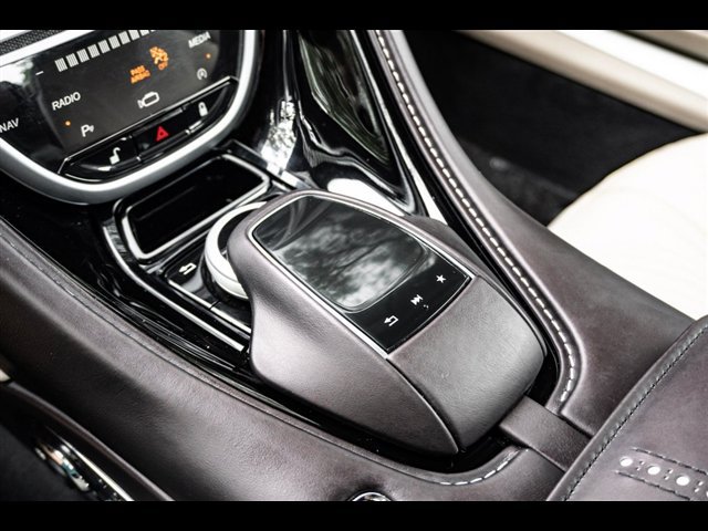 Used 2023 Aston Martin DB11 Coupe RWD image 25