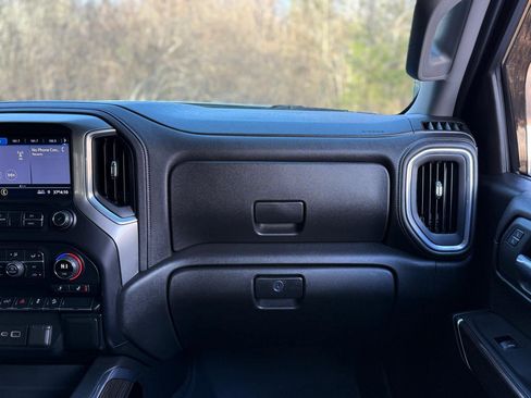 Used 2021 Chevrolet Silverado 1500 RST image 31