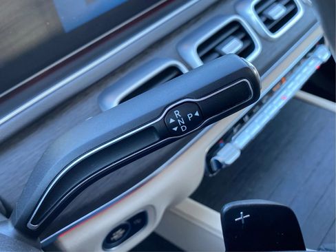 Used 2020 Mercedes-Benz GLE 350 4MATIC image 44