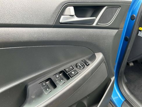 Used 2016 Hyundai Tucson Sport image 18