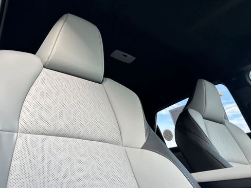 New 2026 Subaru Solterra Premium image 18