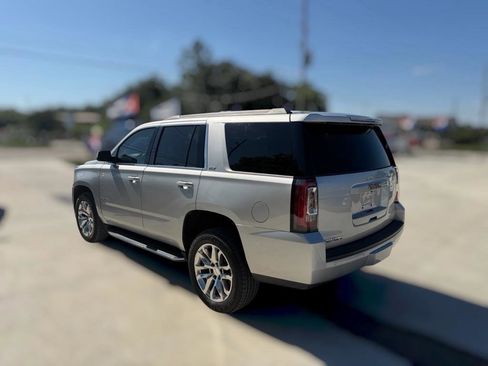 Used 2017 GMC Yukon SLT RWD image 10