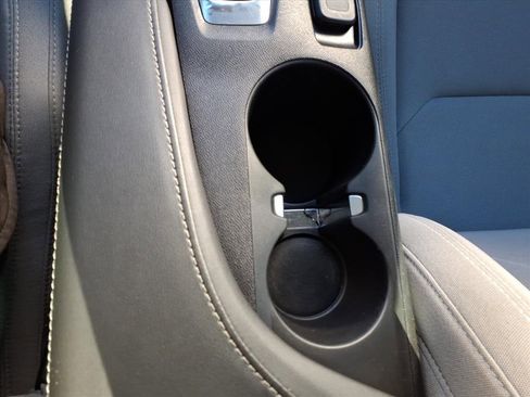 Used 2023 Chevrolet Camaro LT image 12