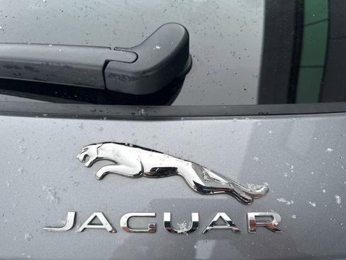 Used 2020 Jaguar F-PACE Checkered Flag image 24