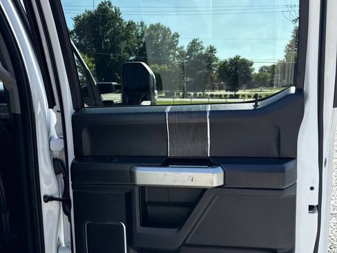 Used 2020 Ford F350 Lariat AWD/4WD image 22