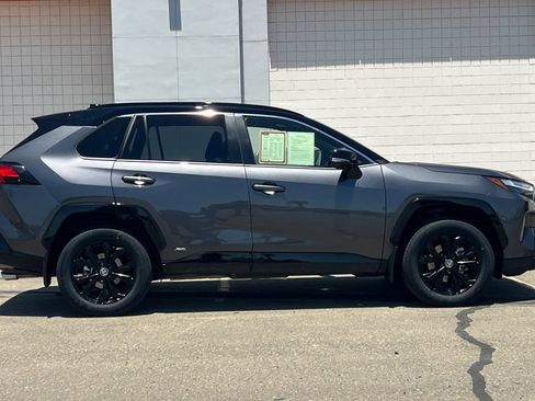 Certified 2023 Toyota RAV4 XSE AWD/4WD image 3