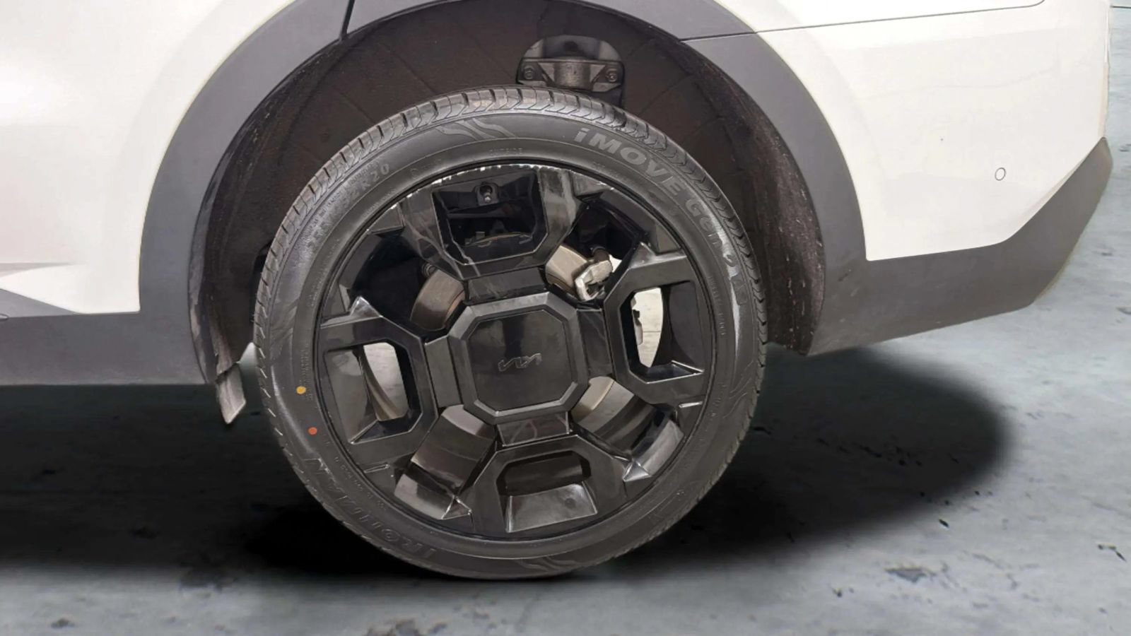 Used 2025 Kia Sorento SX AWD/4WD image 12