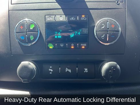 Used 2011 Chevrolet Silverado 1500 LT w/ Texas Edition RWD image 19