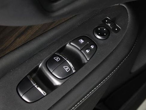 Certified 2020 Nissan Murano Platinum FWD image 24