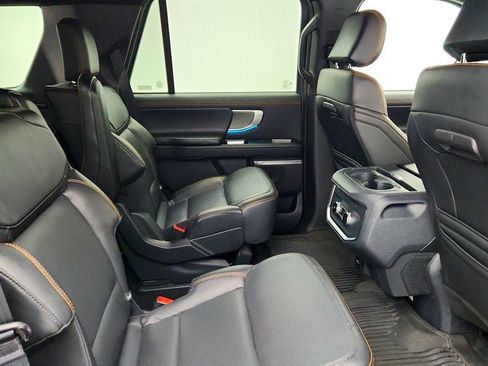 Used 2025 Ford Expedition Tremor AWD/4WD image 26