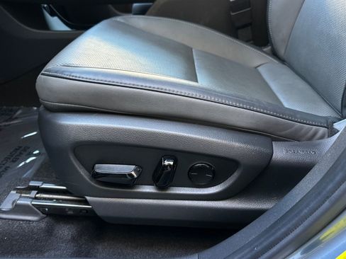 Certified 2023 Lexus RZ 450e Premium w/ Technology Package image 15