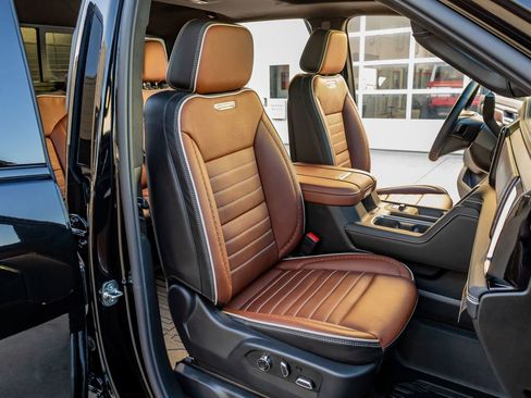 Used 2026 GMC Sierra 3500 Denali Ultimate image 31