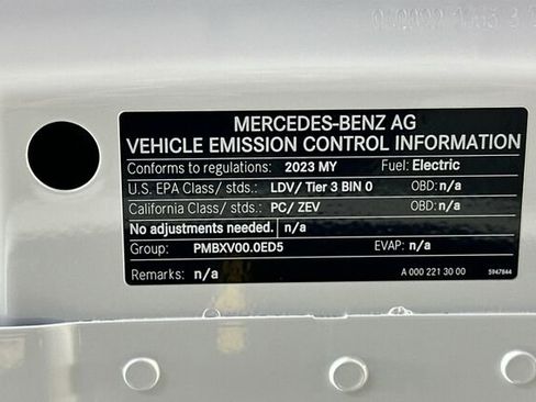 Certified 2023 Mercedes-Benz EQB 300 White image 35