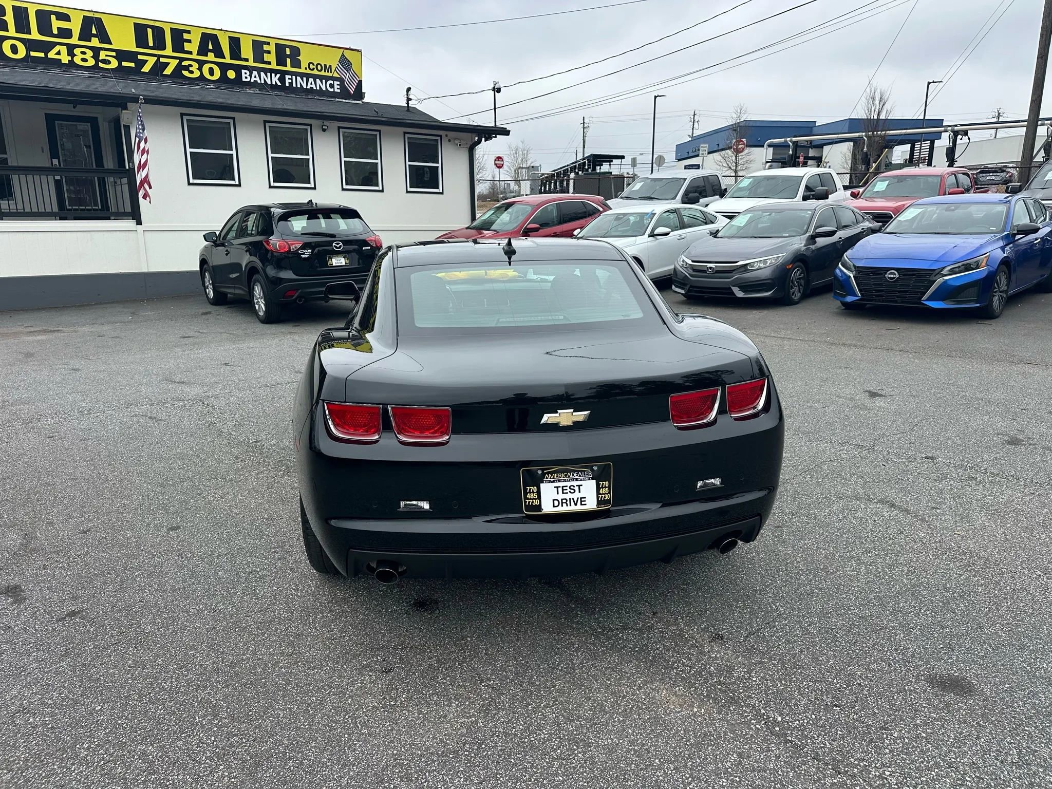Used 2011 Chevrolet Camaro LT RWD image 6