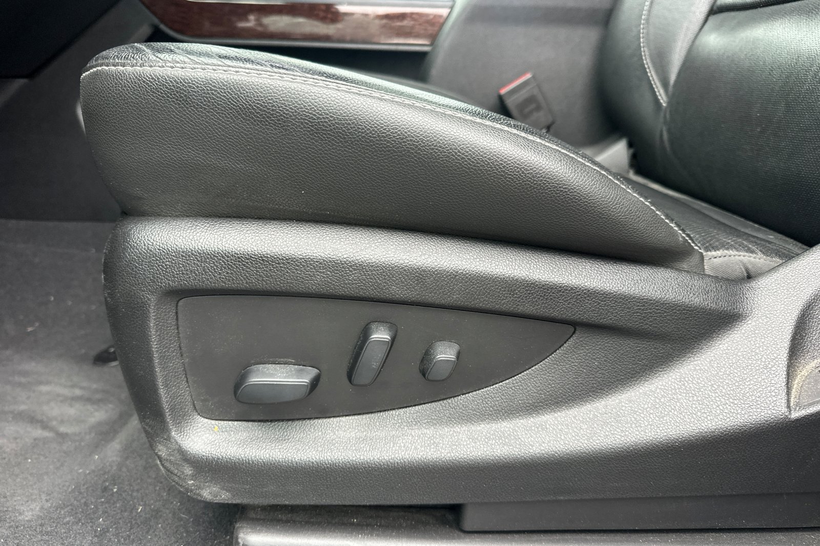 Used 2018 GMC Sierra 1500 SLT AWD/4WD image 13