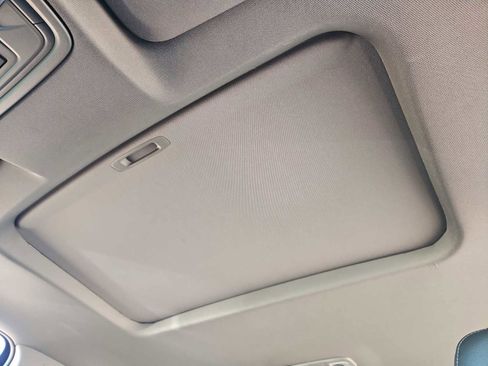 Used 2023 Chevrolet Silverado 2500 LTZ w/ LTZ Convenience Package image 19