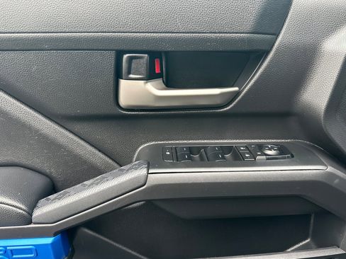 Used 2024 Toyota Tacoma TRD Off-Road image 12