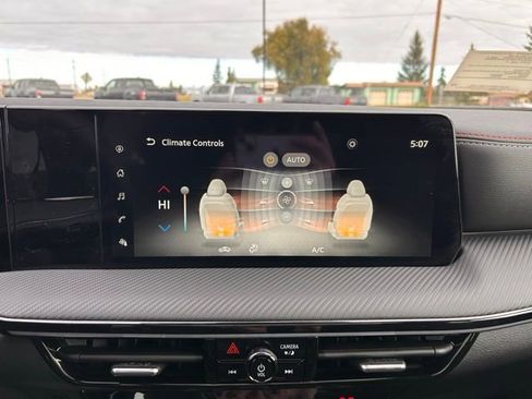 New 2025 Nissan Kicks SR w/ SR Premium Package image 14