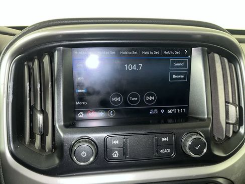 Used 2022 Chevrolet Colorado LT w/ Fleet Safety Package image 17