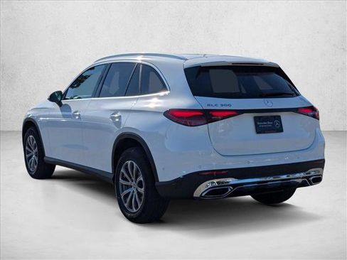 New 2026 Mercedes-Benz GLC 300 image 8