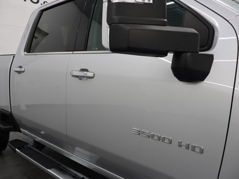 Used 2020 Chevrolet Silverado 3500 LTZ w/ LTZ Plus Package AWD/4WD image 25