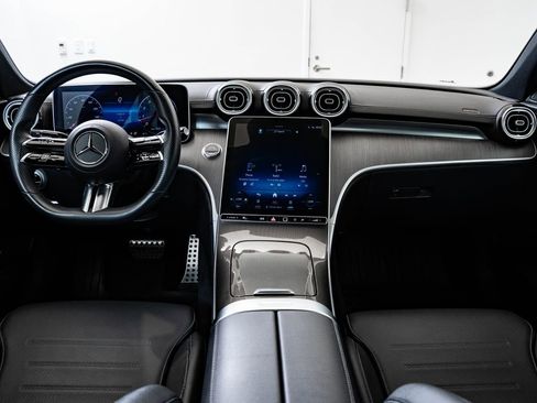 Used 2022 Mercedes-Benz C 300 4MATIC Sedan image 33