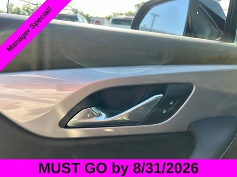 Used 2024 Chevrolet Blazer LT w/ Convenience Package FWD image 12