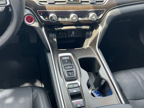 Used 2018 Honda Accord EX-L image 21