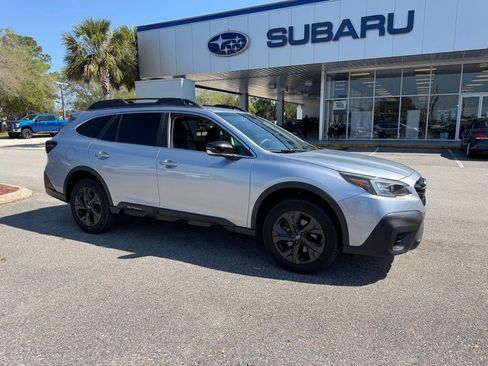 Used 2022 Subaru Outback Onyx Edition XT image 1