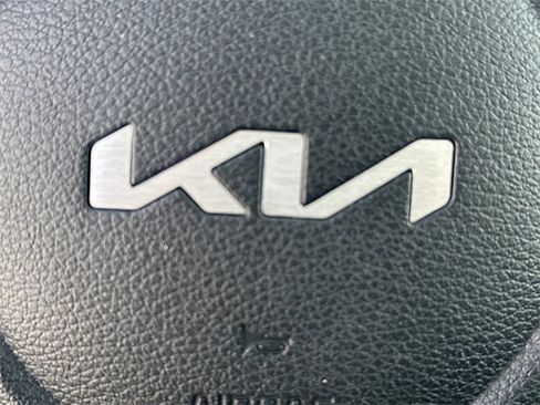 Certified 2022 Kia Soul GT-Line image 31