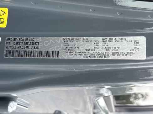 New 2025 Jeep Gladiator Sport image 31