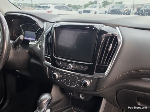Used 2021 Chevrolet Traverse Premier w/ Redline Edition AWD/4WD image 23