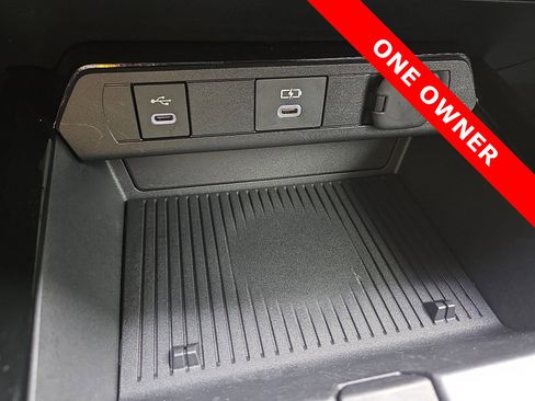 Used 2023 Toyota Prius LE image 20