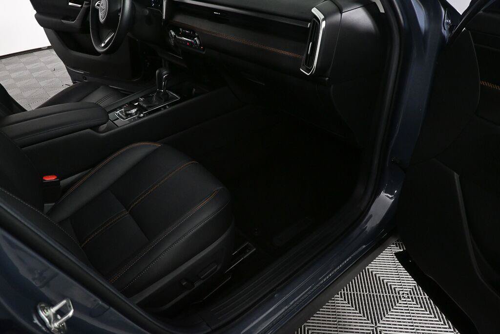 Used 2025 MAZDA CX-50 AWD 2.5 S w/ Weather Package image 10