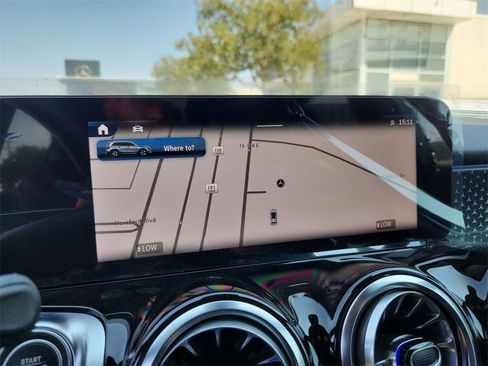 New 2025 Mercedes-Benz GLB 250 image 19